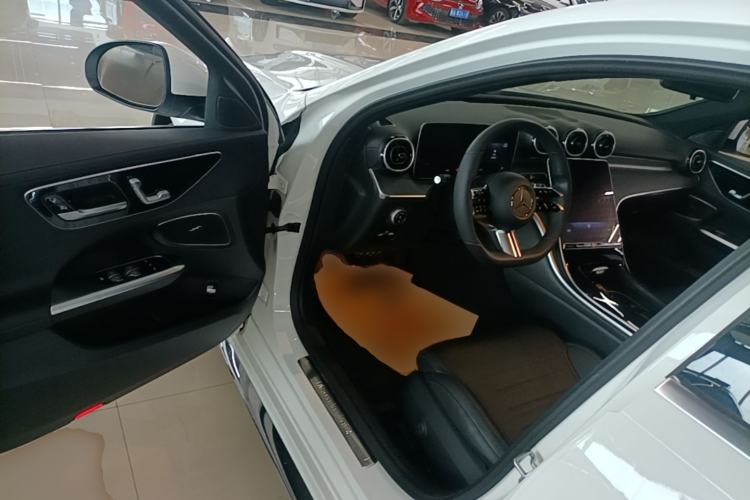 Used Mercedes-Benz C-Class 2022 Restyled C 200 L Sport Edition Driver Seat