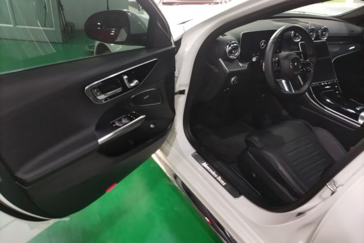 Used Mercedes-Benz C-Class 2022 Restyled C 260 L Sport Edition Driver Seat