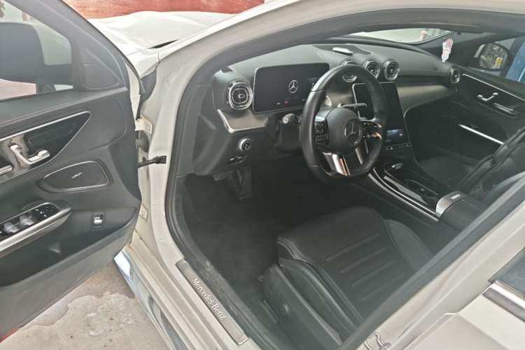 Used Mercedes-Benz C-Class 2022 Restyled C 260 L Sport Edition Driver Seat