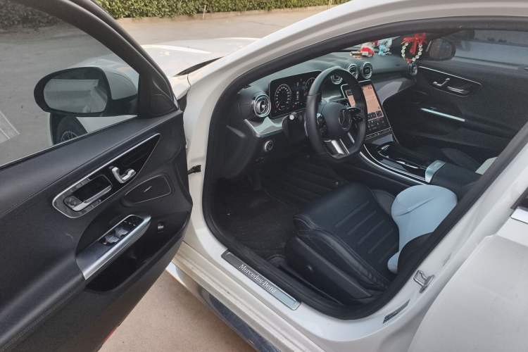 Used Mercedes-Benz C-Class 2022 C 260 L Sport Edition Driver Seat