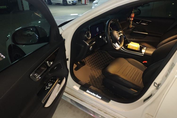 Used Mercedes-Benz C-Class 2022 Restyled C 260 L Sport Edition Driver Seat