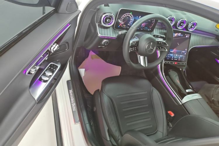 Used Mercedes-Benz C-Class 2022 Restyled C 260 L Sport Edition Driver Seat