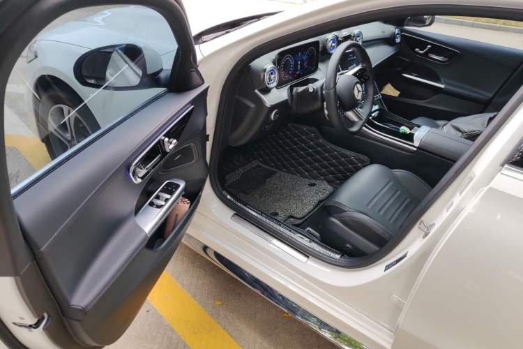 Used Mercedes-Benz C-Class 2022 C 200 L Sport Edition Driver Seat