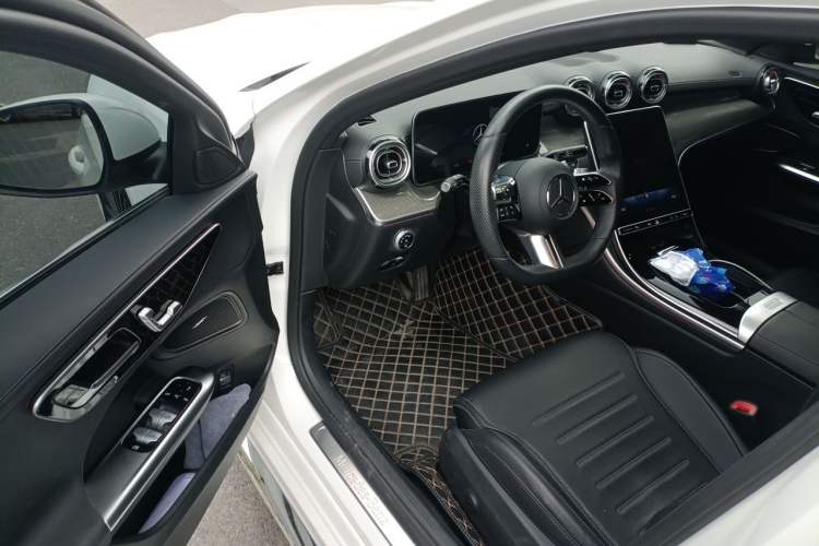 Used Mercedes-Benz C-Class 2022 C 260 L Sport Edition Driver Seat