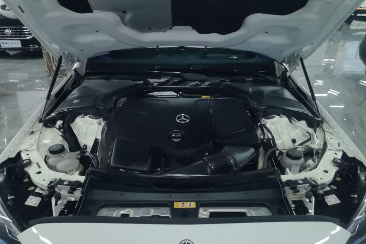 Used Mercedes-Benz C-Class 2022 C 200 L Sport Edition Engine Bay