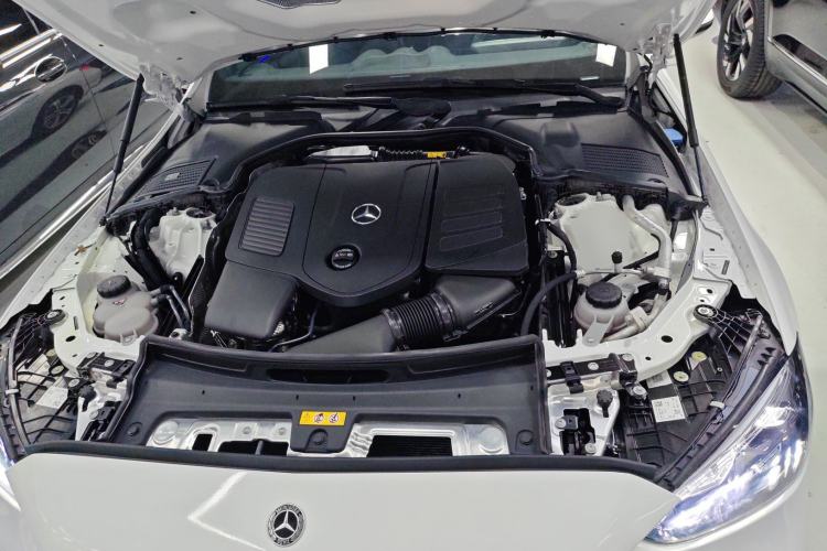 Used Mercedes-Benz C-Class 2022 C 200 L Sport Edition Engine Bay