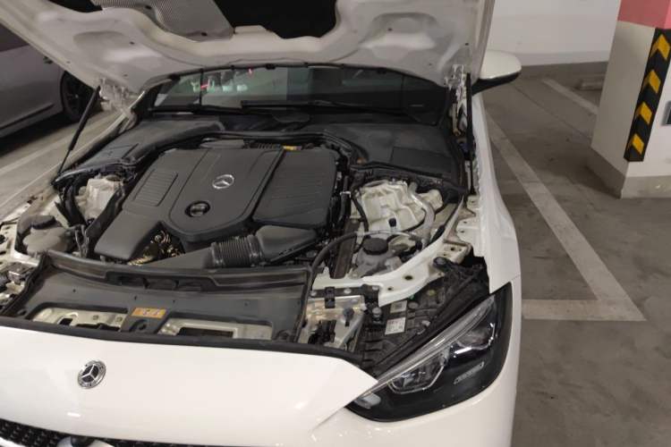 Used Mercedes-Benz C-Class 2022 C 260 L Sport Edition Engine Bay Left