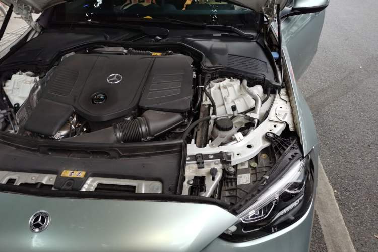 Used Mercedes-Benz C-Class 2022 Restyled C 260 L Sport Edition Engine Bay Left