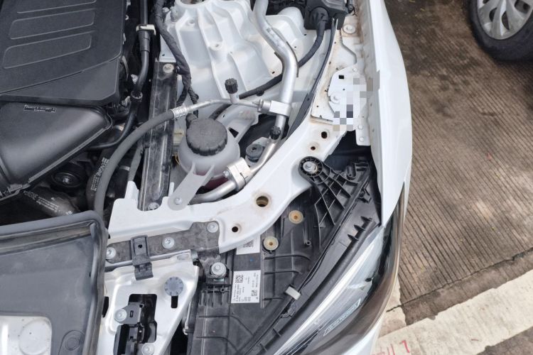 Used Mercedes-Benz C-Class 2022 Revised C 260 L Starry Night Sport Edition Engine Bay Left