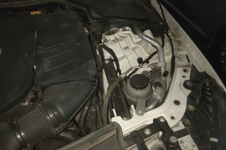 Used Mercedes-Benz C-Class 2022 C 260 L Sport Edition Engine Bay Left