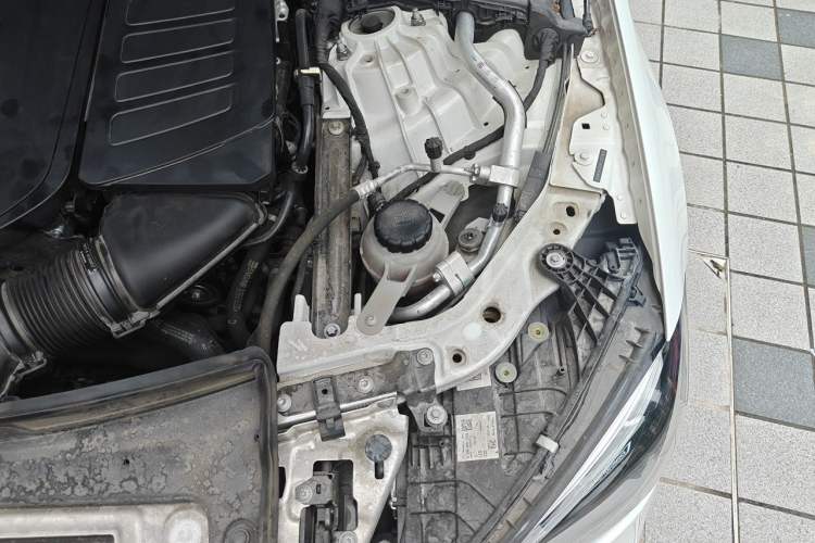 Used Mercedes-Benz C-Class 2022 Restyled C 260 L Sport Edition Engine Bay Left