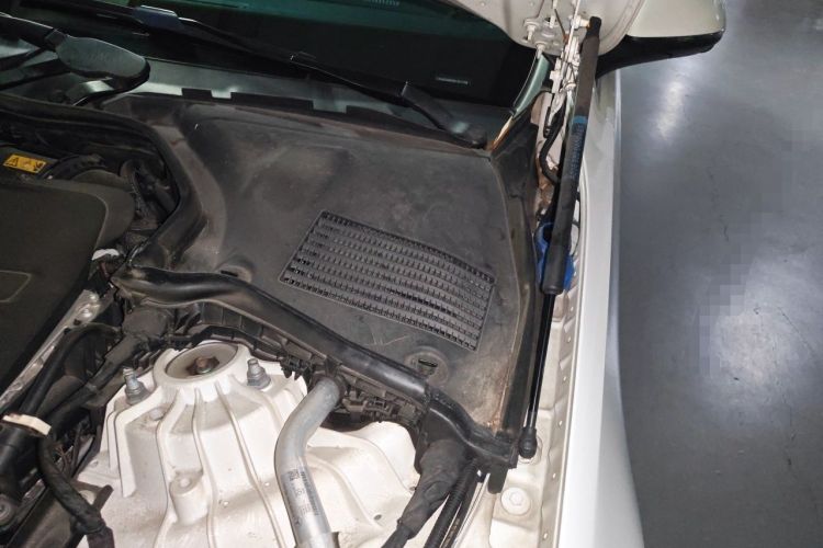 Used Mercedes-Benz C-Class 2022 C 200 L Sport Edition Engine Bay Left