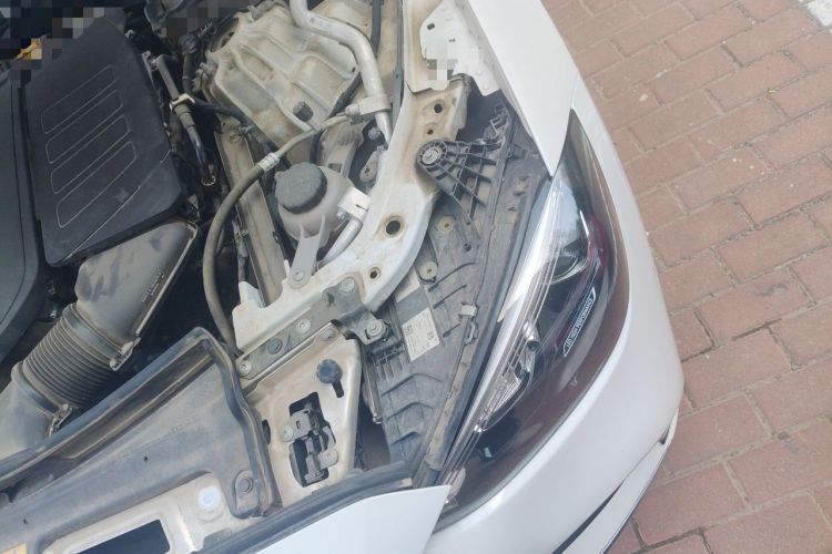 Used Mercedes-Benz C-Class 2022 C 200 L Sport Edition Engine Bay Left