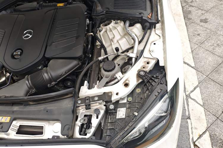 Used Mercedes-Benz C-Class 2022 C 260 L Sport Edition Engine Bay Left