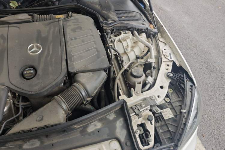 Used Mercedes-Benz C-Class 2022 C 260 L Sport Edition Engine Bay Left