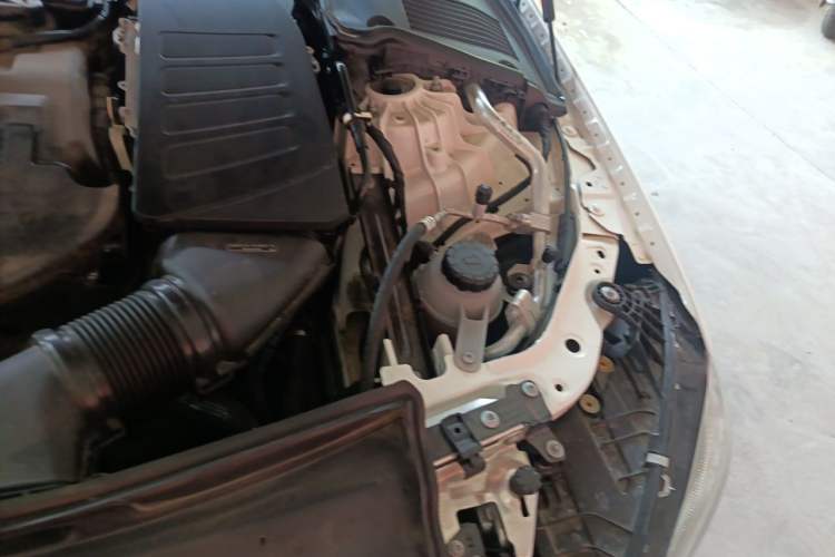 Used Mercedes-Benz C-Class 2022 Restyled C 260 L Sport Edition Engine Bay Left