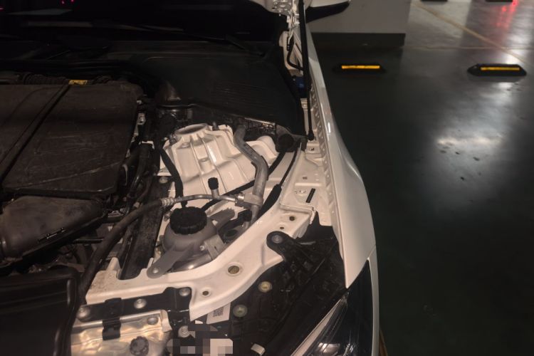 Used Mercedes-Benz C-Class 2022 Restyled C 260 L Sport Edition 4MATIC Engine Bay Left
