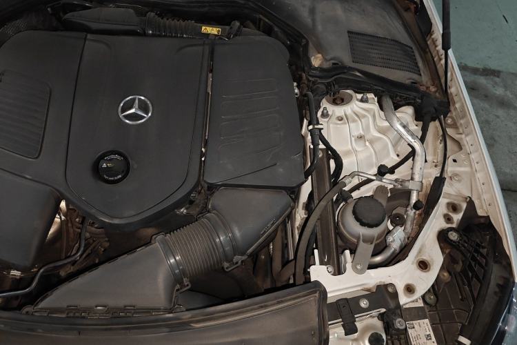 Used Mercedes-Benz C-Class 2022 C 200 L Sport Edition Engine Bay Left