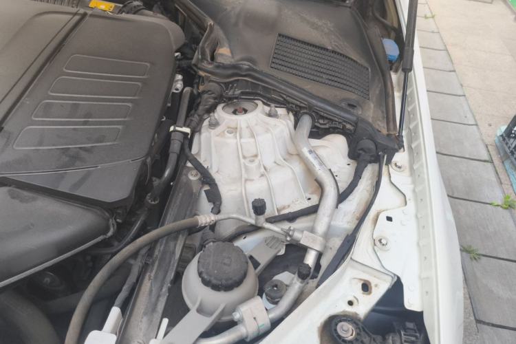 Used Mercedes-Benz C-Class 2022 C 200 L Sport Edition Engine Bay Left