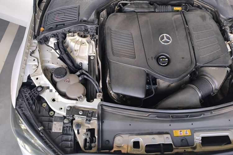 Used Mercedes-Benz C-Class 2022 C 200 L Sport Edition Engine Bay Right