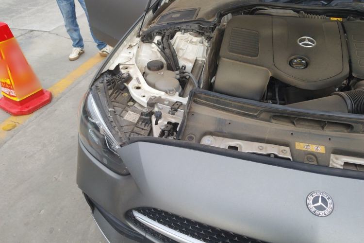 Used Mercedes-Benz C-Class 2022 C 260 L Engine Bay Right