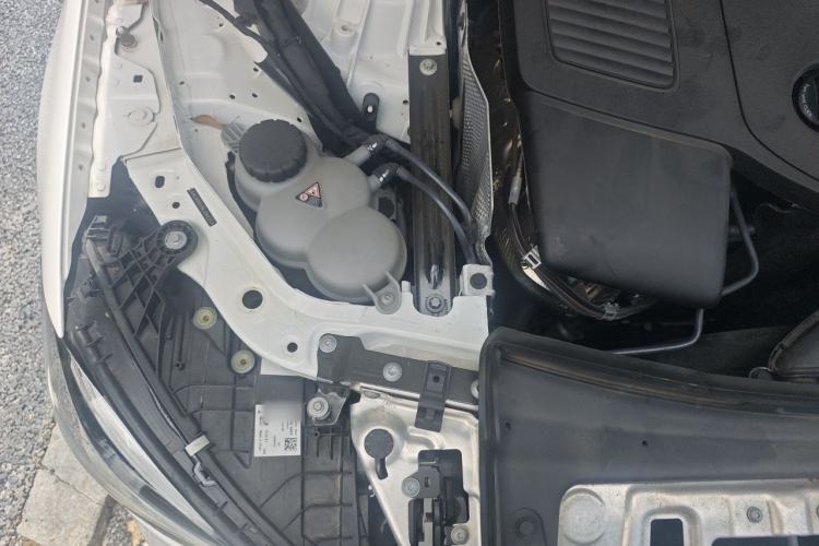 Used Mercedes-Benz C-Class 2022 C 200 L Sport Edition Engine Bay Right