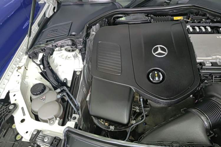 Used Mercedes-Benz C-Class 2022 C 260 L Sport Edition Engine Bay Right