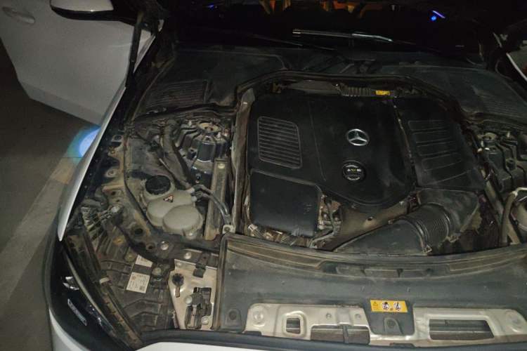 Used Mercedes-Benz C-Class 2022 Facelift C 260 L Engine Bay Right