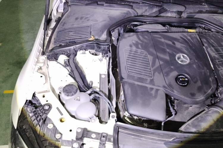 Used Mercedes-Benz C-Class 2022 C 260 L Engine Bay Right