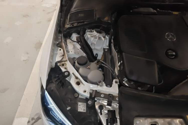 Used Mercedes-Benz C-Class 2022 Restyled C 200 L Sport Edition Engine Bay Right
