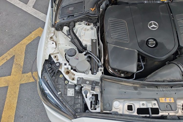 Used Mercedes-Benz C-Class 2022 C 200 L Sport Edition Engine Bay Right
