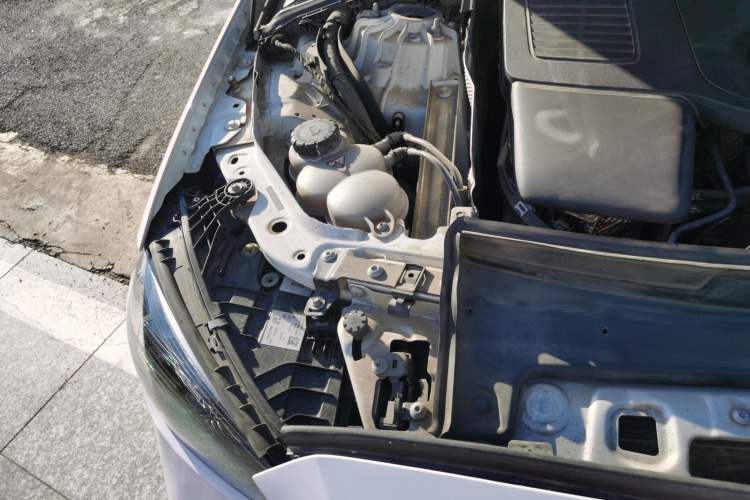 Used Mercedes-Benz C-Class 2022 Restyled C 260 L Sport Edition Engine Bay Right