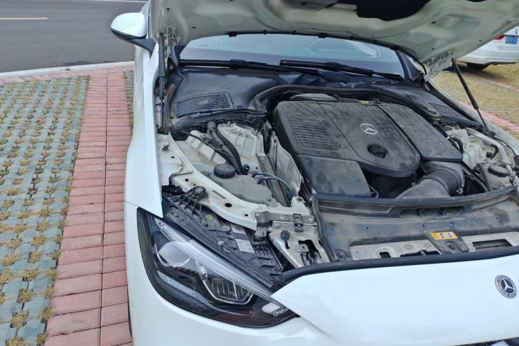 Used Mercedes-Benz C-Class 2022 C 260 L Sport Edition Engine Bay Right