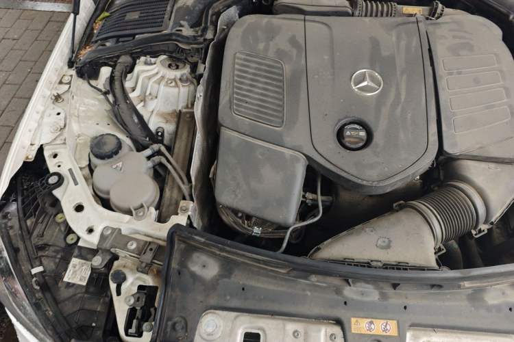 Used Mercedes-Benz C-Class 2022 C 260 L Sport Edition Engine Bay Right