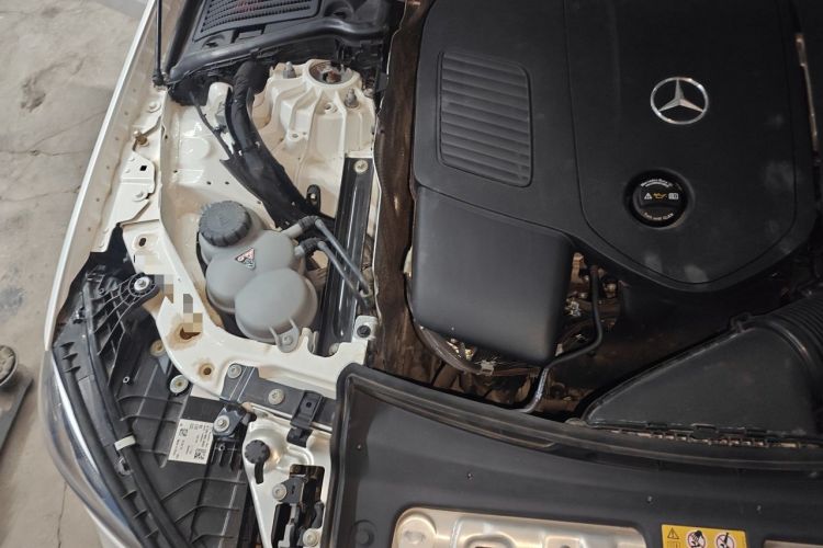 Used Mercedes-Benz C-Class 2022 Restyled C 260 L Sport Edition Engine Bay Right