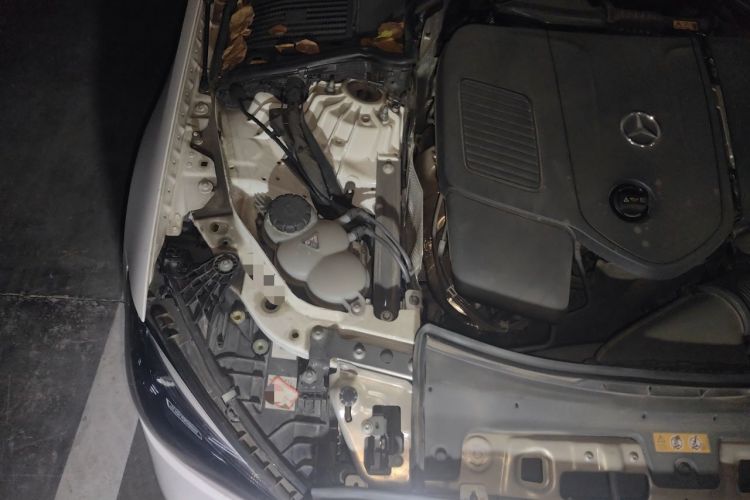 Used Mercedes-Benz C-Class 2022 C 200 L Sport Edition Engine Bay Right