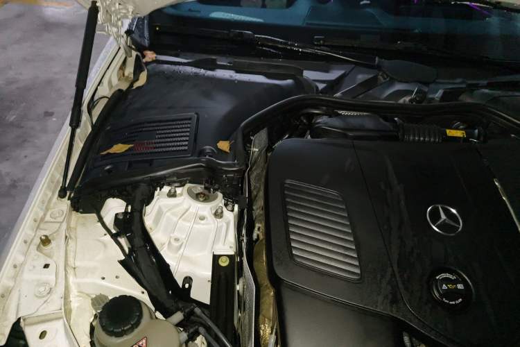 Used Mercedes-Benz C-Class 2022 Restyled C 260 L Sport Edition Engine Bay Right