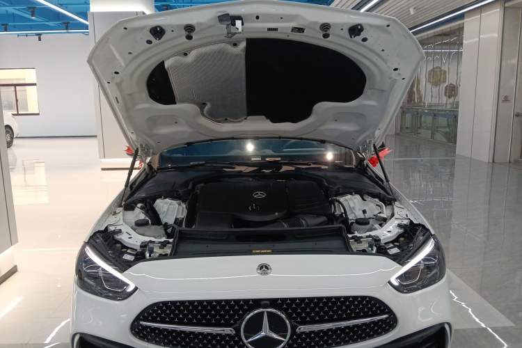 Used Mercedes-Benz C-Class 2022 Revised C 260 L Starry Night Sport Edition Engine Bay