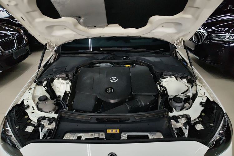 Used Mercedes-Benz C-Class 2022 C 200 L Sport Edition Engine Bay