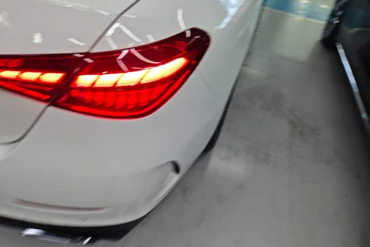 Used Mercedes-Benz C-Class 2022 Revised C 260 L Starry Night Sport Edition Exterior 3