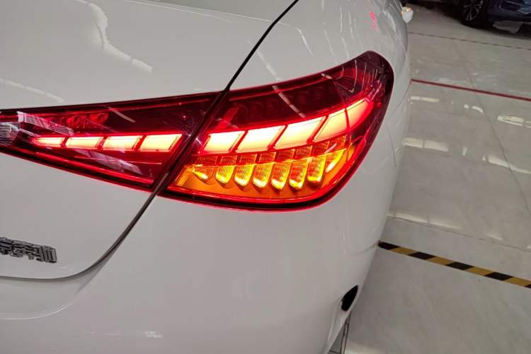 Used Mercedes-Benz C-Class 2022 C 200 L Sport Edition Exterior 3