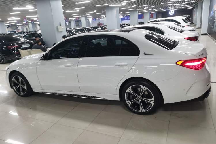 Used Mercedes-Benz C-Class 2022 Revised C 260 L Starry Night Sport Edition Exterior 3