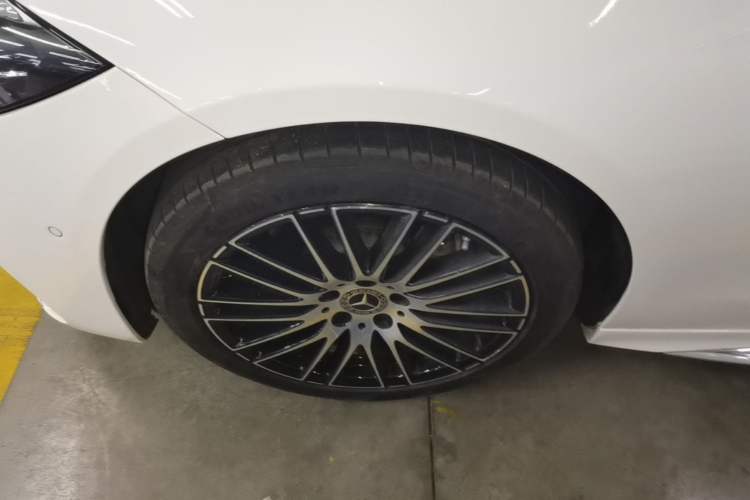 Used Mercedes-Benz C-Class 2022 Restyled C 260 L Sport Edition Exterior 4