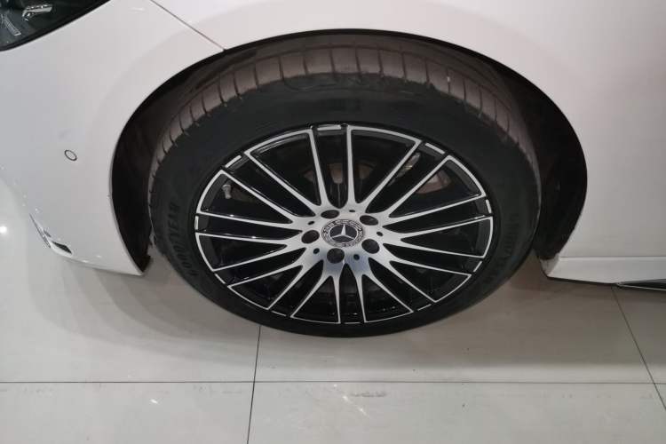 Used Mercedes-Benz C-Class 2022 Restyled C 260 L Sport Edition Exterior 4