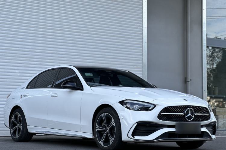 Used Mercedes-Benz C-Class 2022 C 260 L Obsidian Night Sport Edition Exterior 4
