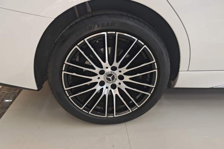 Used Mercedes-Benz C-Class 2022 Restyled C 260 L Sport Edition Exterior 5