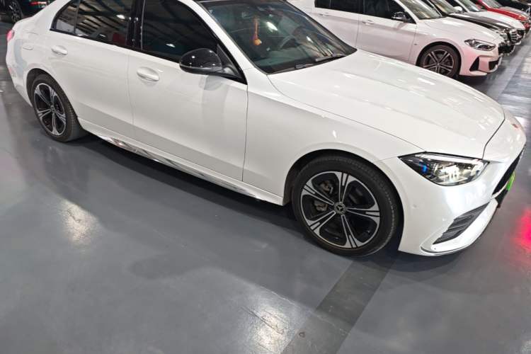 Used Mercedes-Benz C-Class 2022 Revised C 260 L Starry Night Sport Edition Front Right 45 Deg