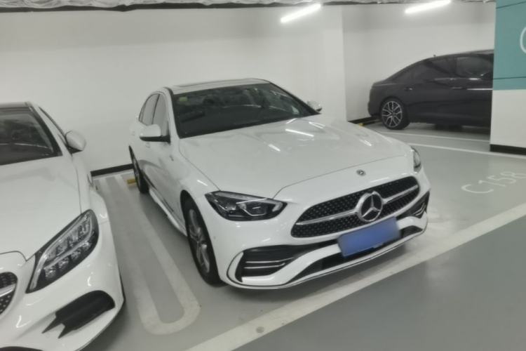 Used Mercedes-Benz C-Class 2022 C 200 L Sport Edition Front Right 45 Deg