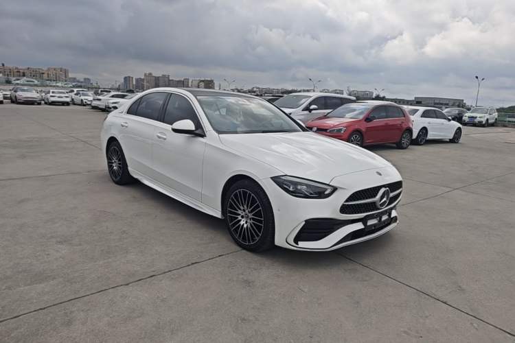 Used Mercedes-Benz C-Class 2022 C 260 L Sport Edition Front Right 45 Deg