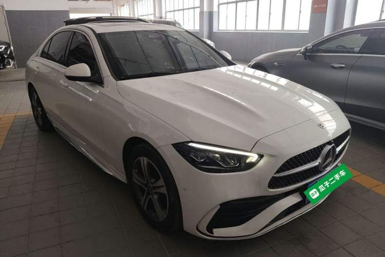 Used Mercedes-Benz C-Class 2022 C 200 L Sport Edition Front Right 45 Deg